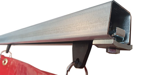 Sliding welding curtains end stops